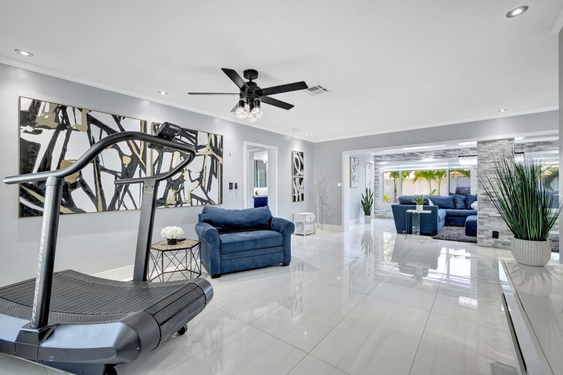 2260 NE 62nd Street, Fort Lauderdale, FL 33308 Photo