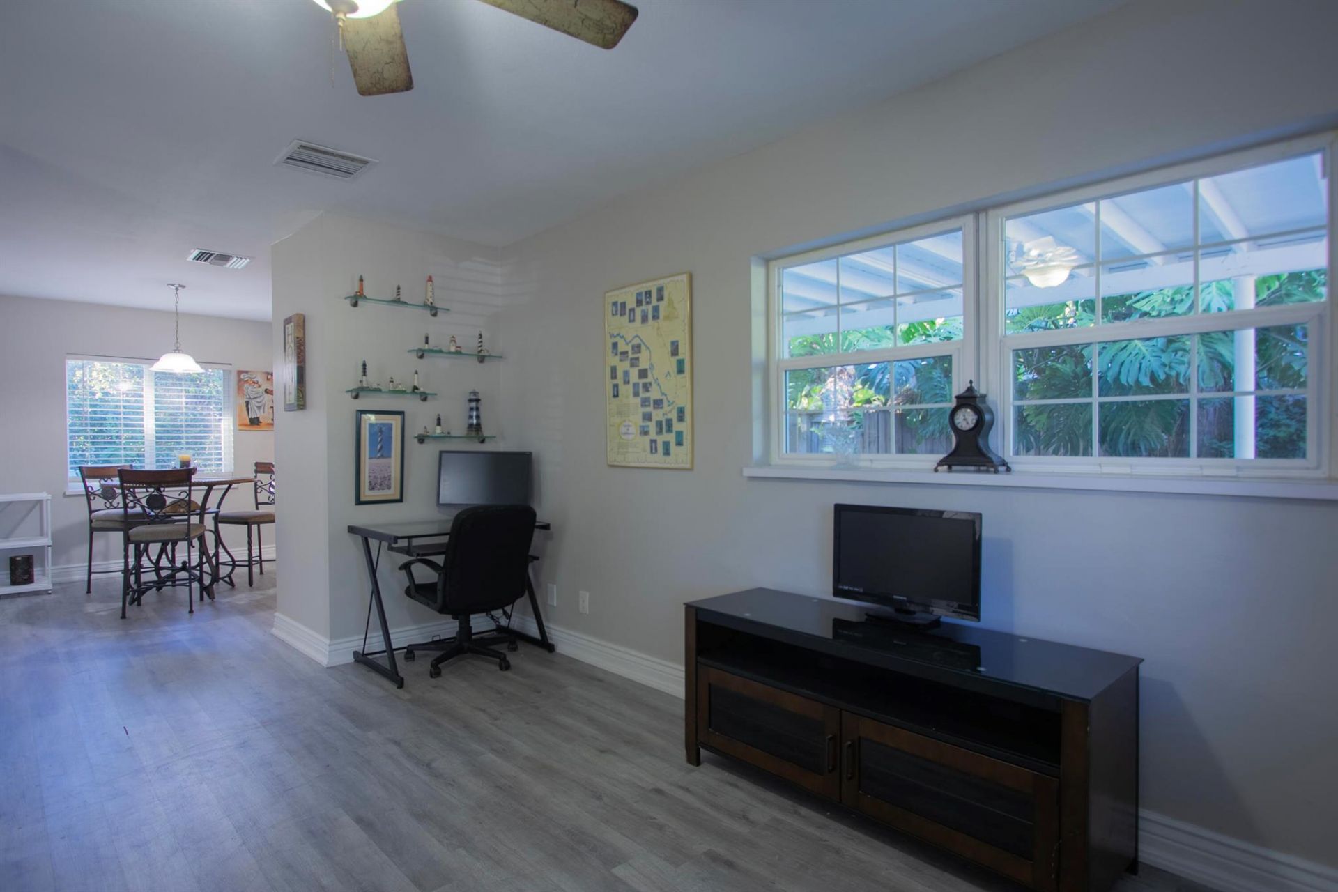 215 NE 14 Avenue, Pompano Beach, FL 33060 Photo