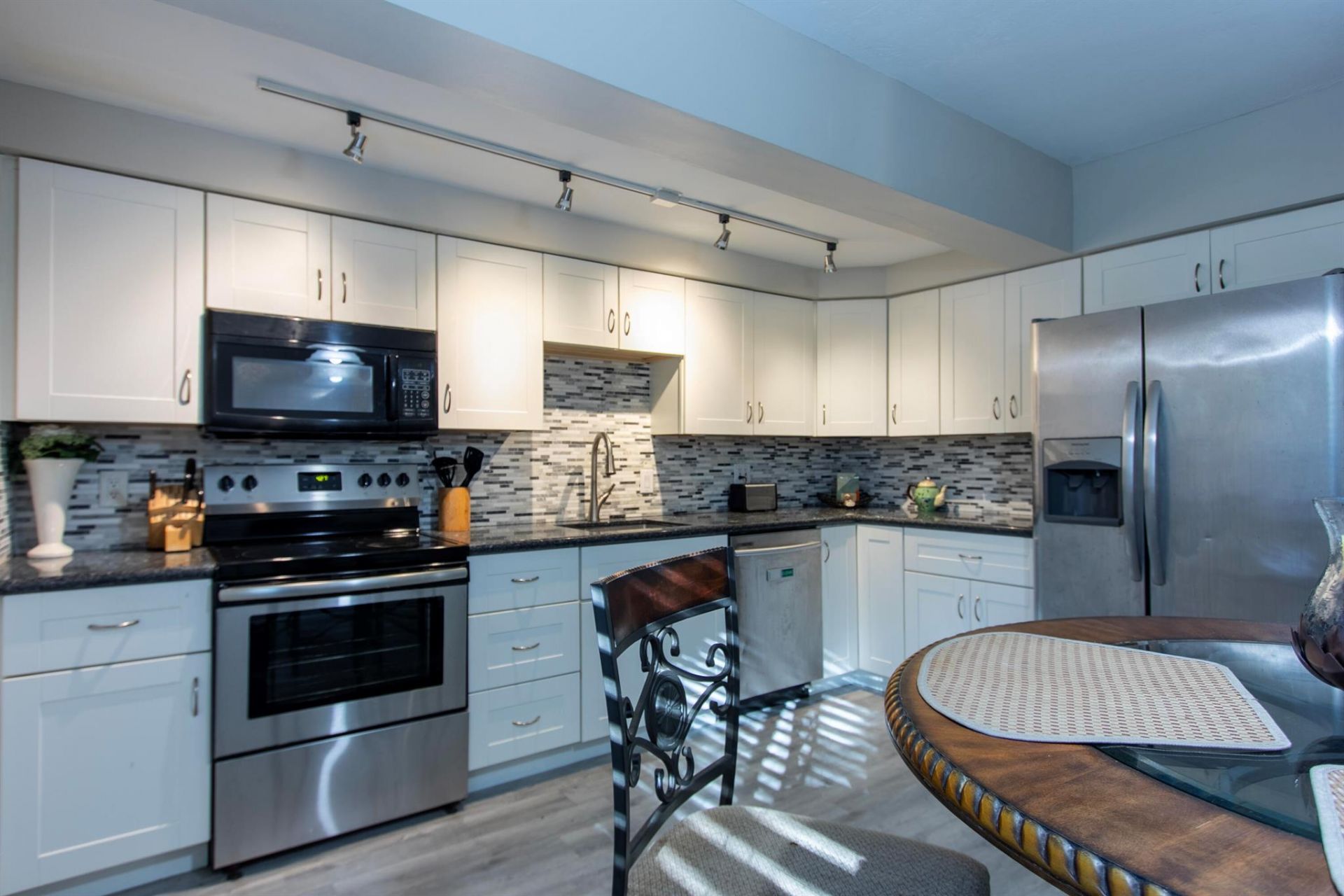 215 NE 14 Avenue, Pompano Beach, FL 33060 Photo