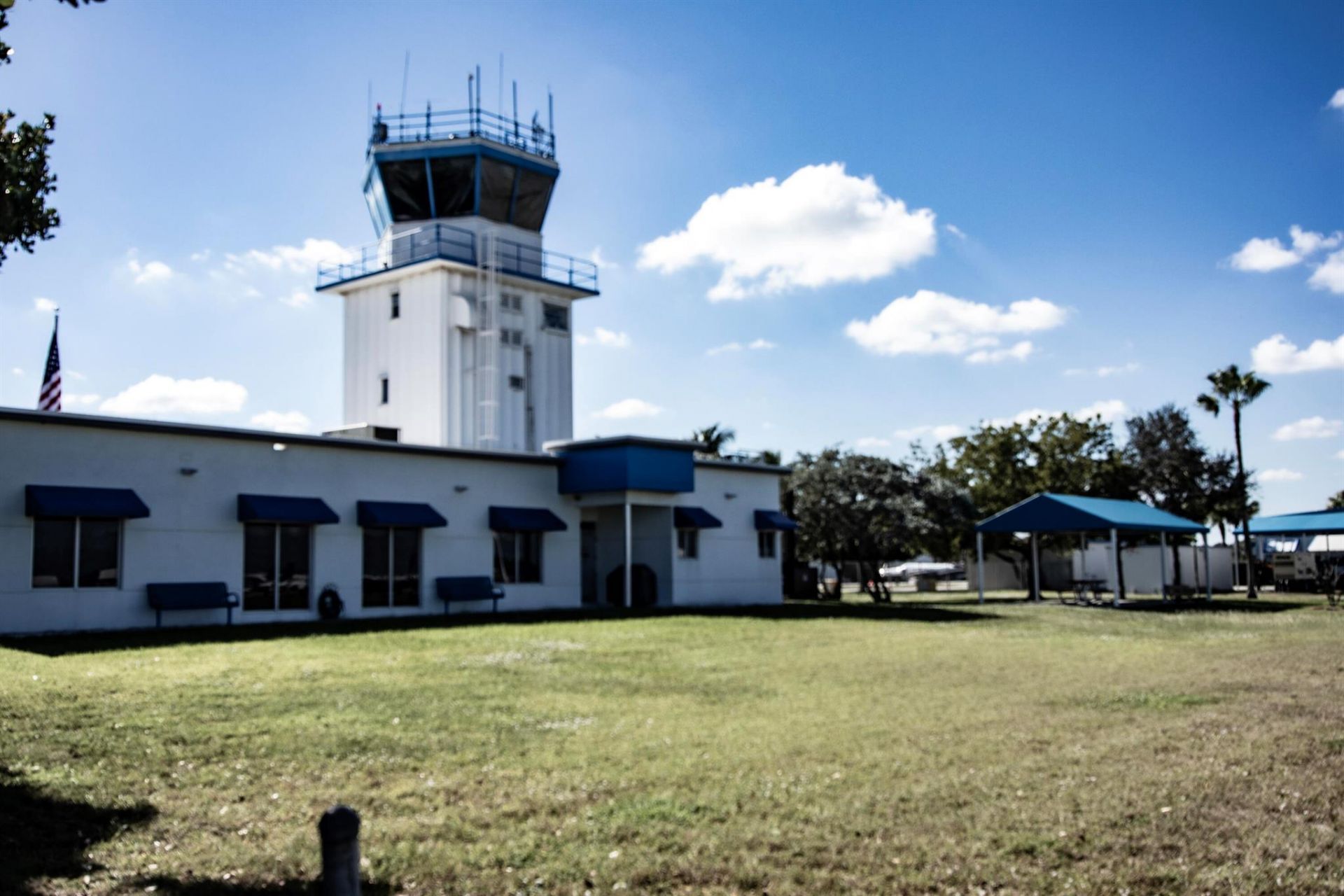 215 NE 14 Avenue, Pompano Beach, FL 33060 Photo