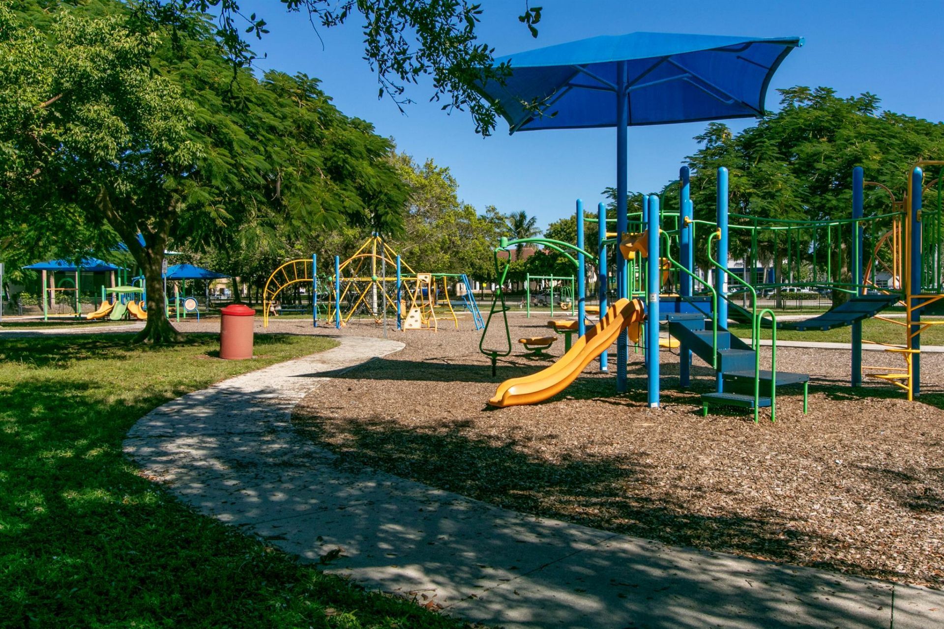 215 NE 14 Avenue, Pompano Beach, FL 33060 Photo