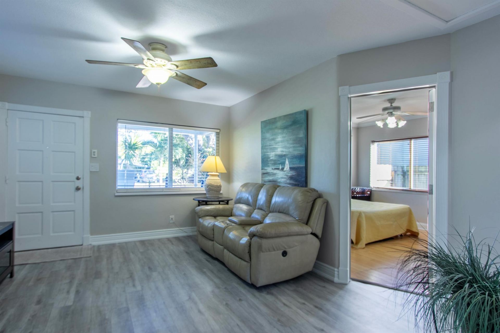 215 NE 14 Avenue, Pompano Beach, FL 33060 Photo