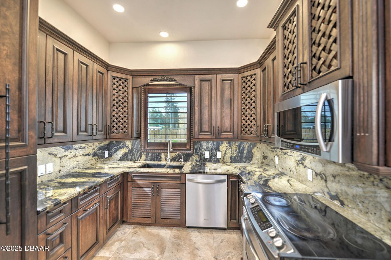 108 Broad Avenue, Daytona Beach Shores, FL 32118 Photo