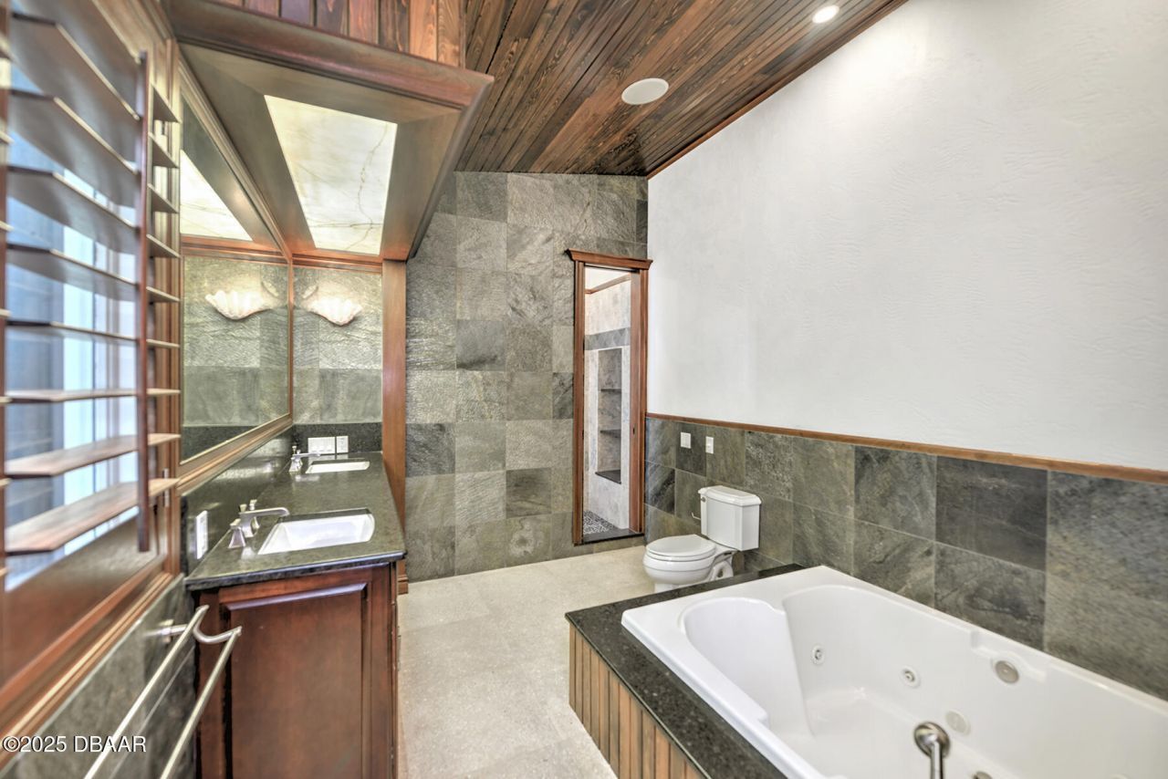 108 Broad Avenue, Daytona Beach Shores, FL 32118 Photo