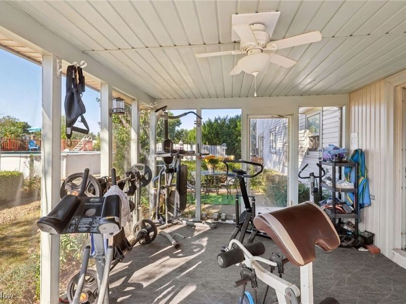 123 Mayflower Drive, Youngstown, OH 44512 Photo 21