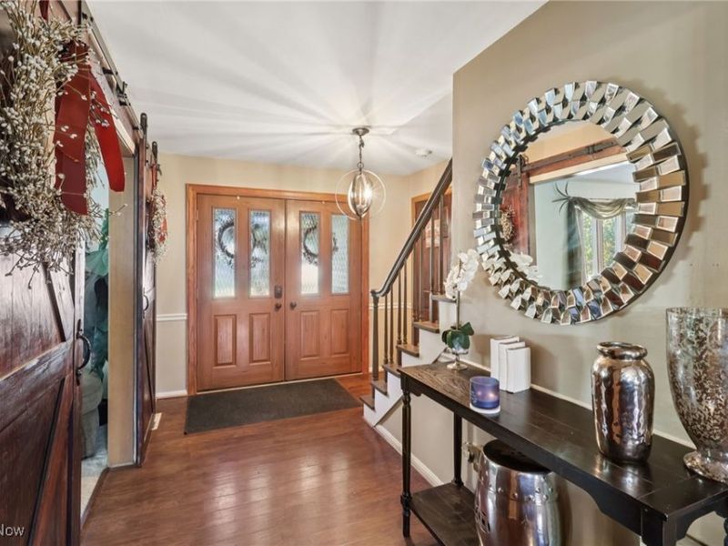 123 Mayflower Drive, Youngstown, OH 44512 Photo 3