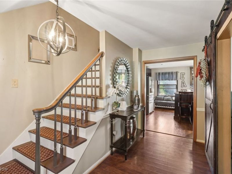 123 Mayflower Drive, Youngstown, OH 44512 Photo 4