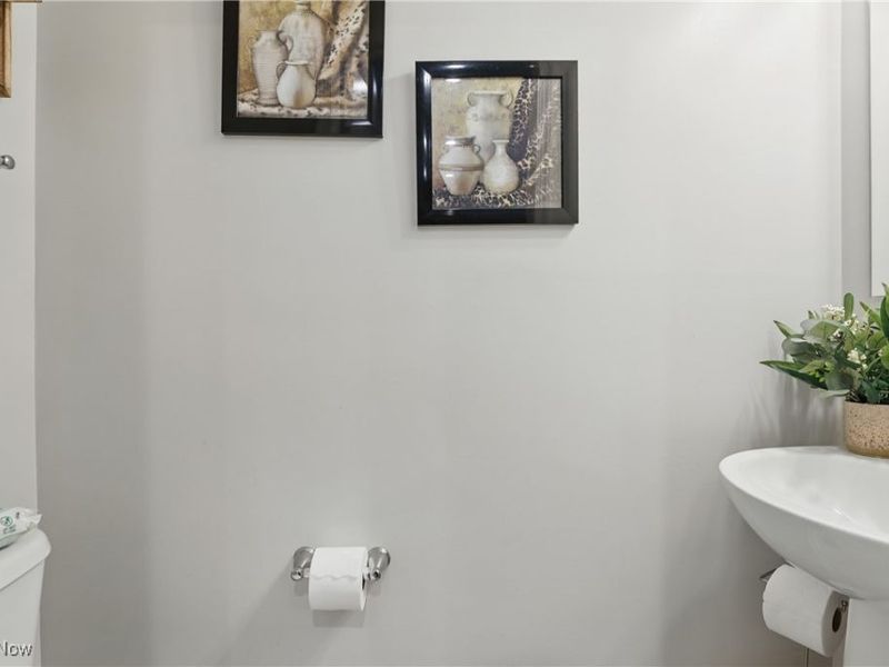 120 Springvale Drive, Amherst, OH 44001 Photo 17