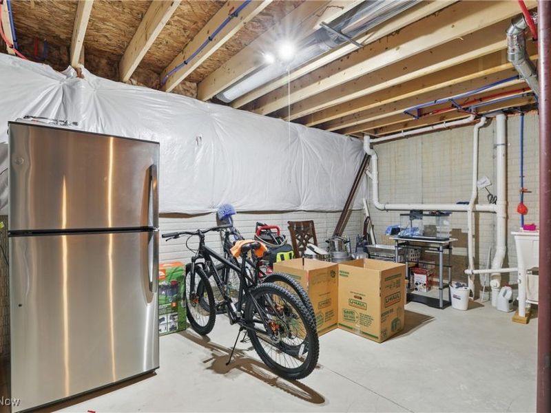 120 Springvale Drive, Amherst, OH 44001 Photo 34