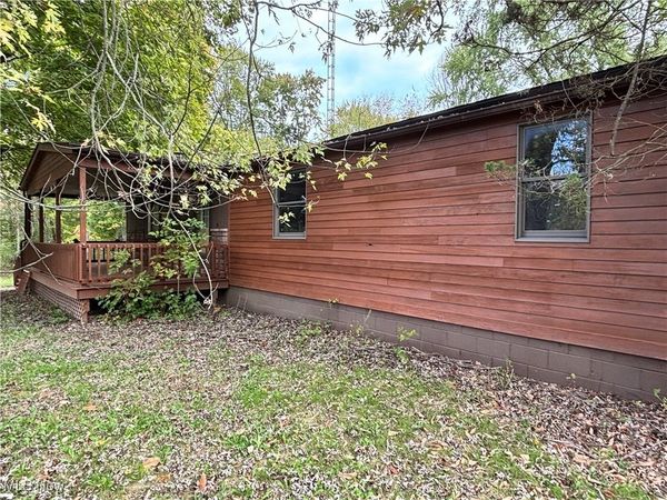 13885 Beard Road, New Springfield, OH 44443