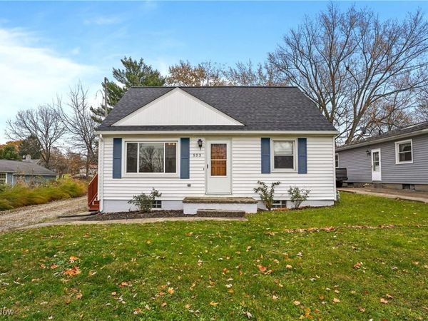 553 Celia Avenue, Akron, OH 44312