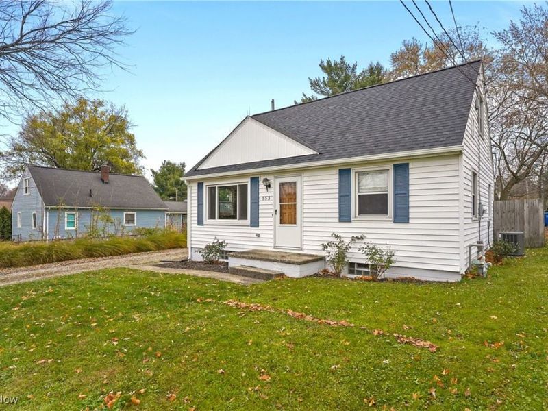 553 Celia Avenue, Akron, OH 44312 Photo 2