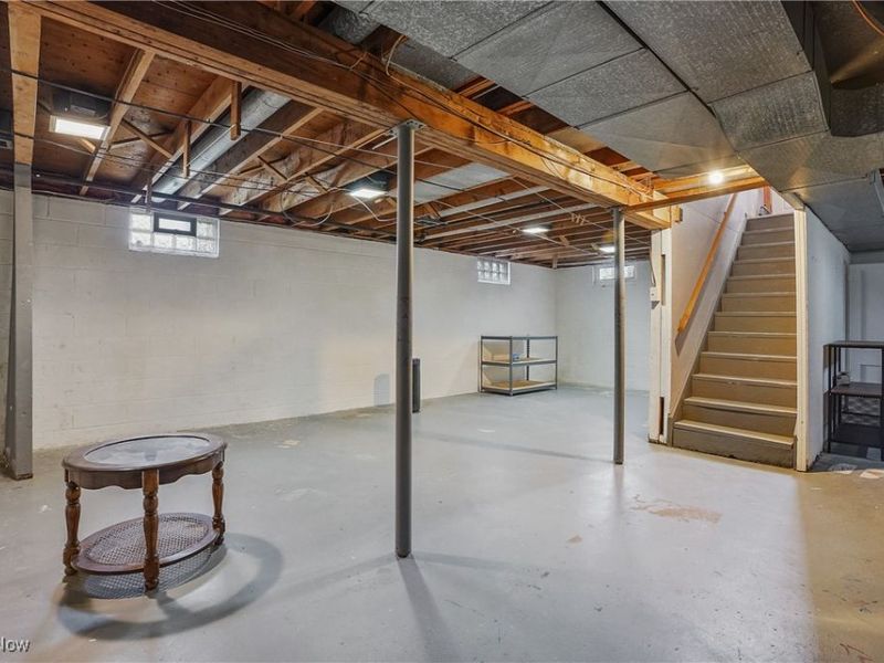 553 Celia Avenue, Akron, OH 44312 Photo 29