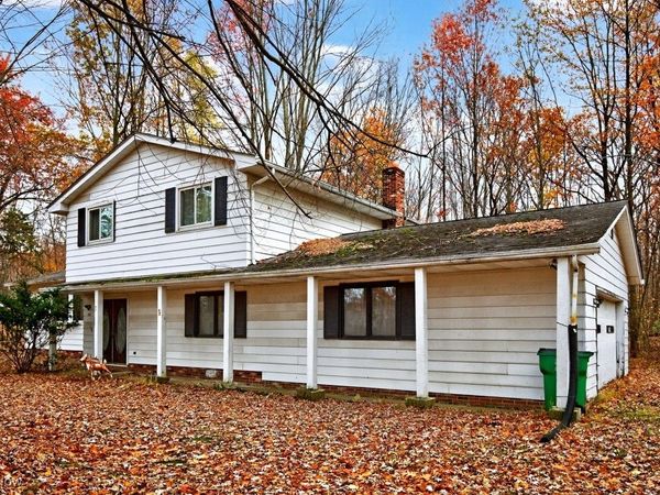 2875 Fowler Drive, Willoughby Hills, OH 44094