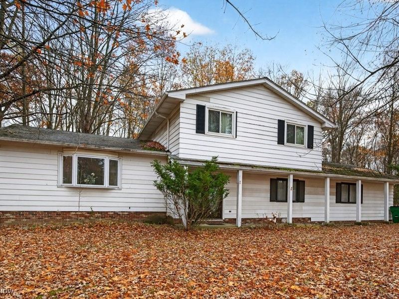 2875 Fowler Drive, Willoughby Hills, OH 44094 Photo 2