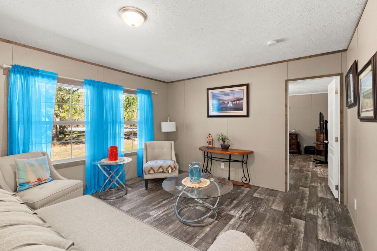 7687 Highway 162 Photo 10