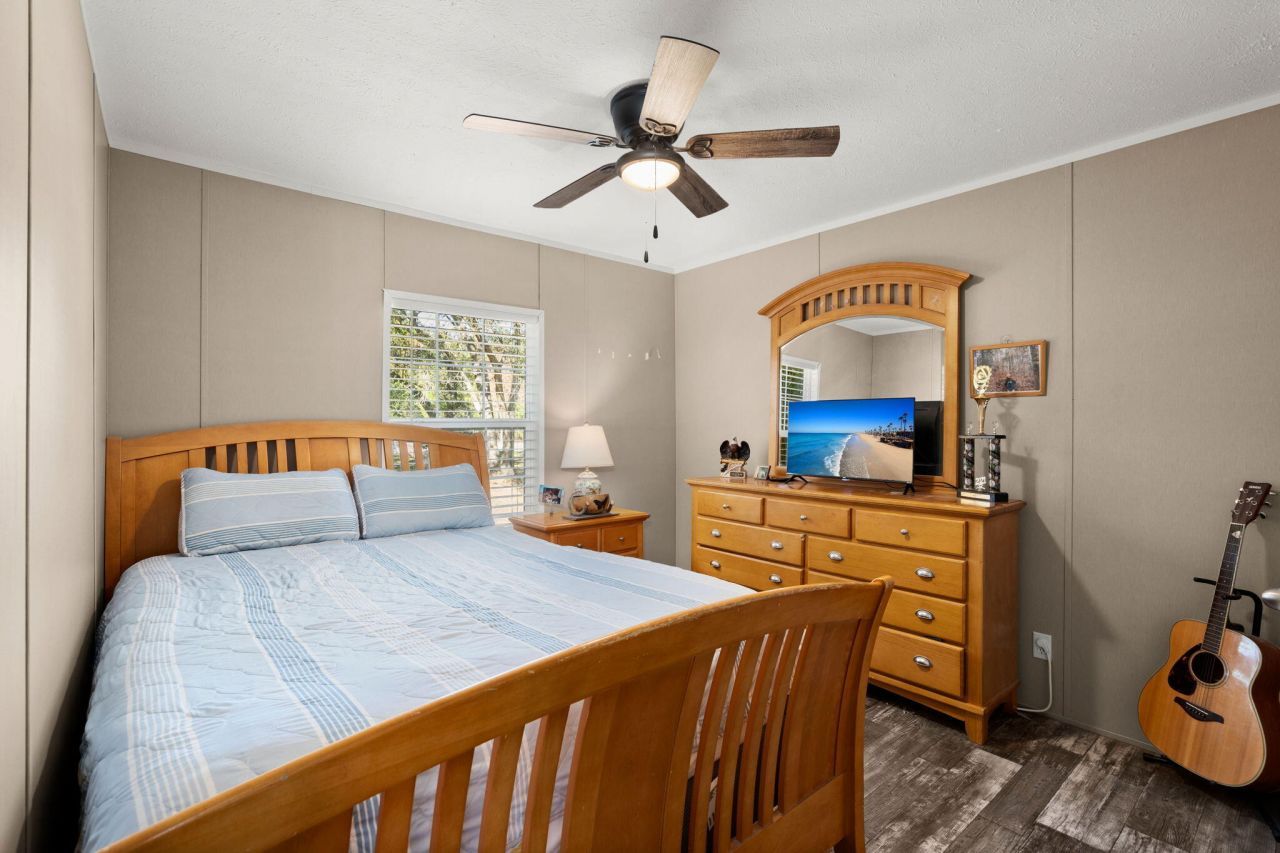 7687 Highway 162 Photo 22