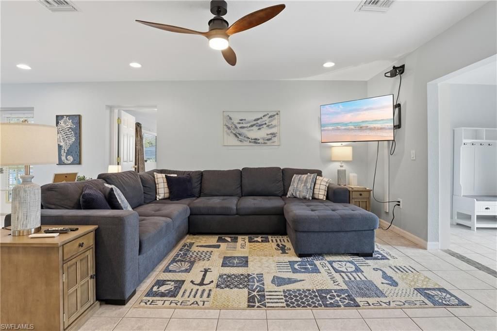 16040 Tortuga St, Bokeelia, FL 33922 Photo