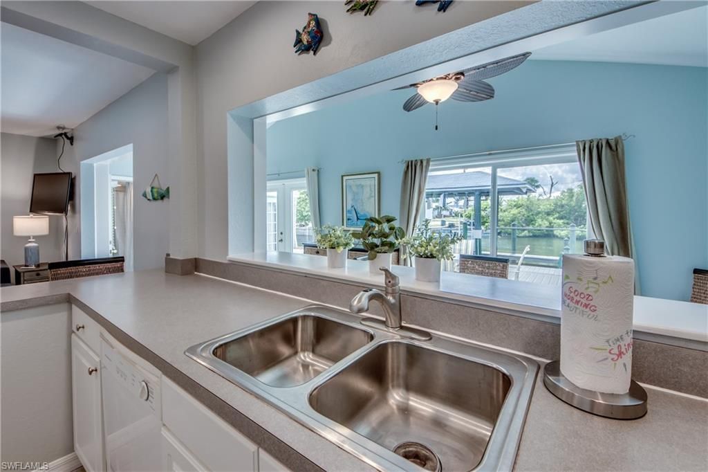 16040 Tortuga St, Bokeelia, FL 33922 Photo