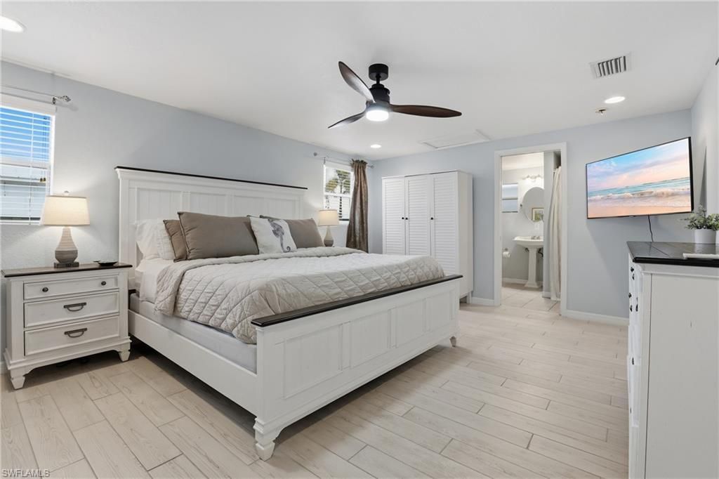 16040 Tortuga St, Bokeelia, FL 33922 Photo