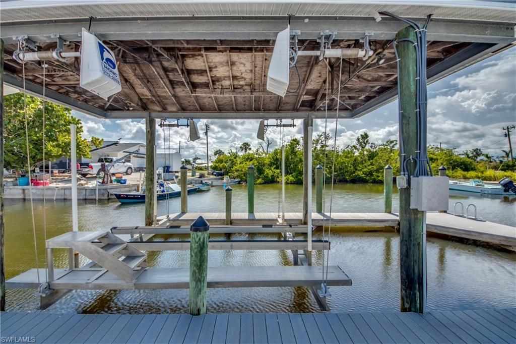 16040 Tortuga St, Bokeelia, FL 33922 Photo