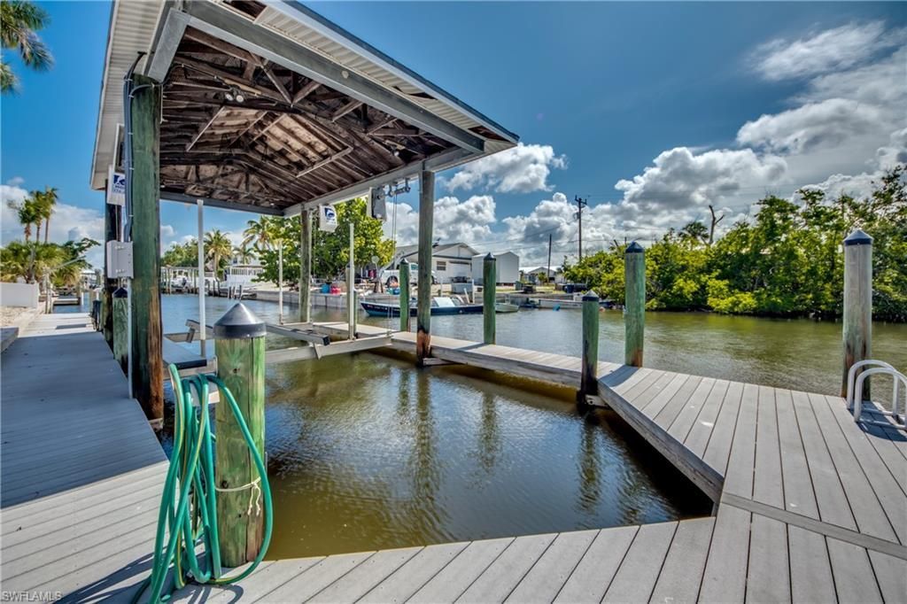 16040 Tortuga St, Bokeelia, FL 33922 Photo