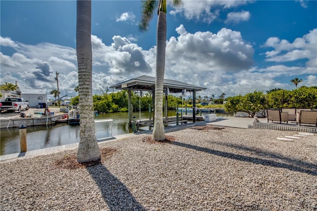 16040 Tortuga St, Bokeelia, FL 33922 Photo