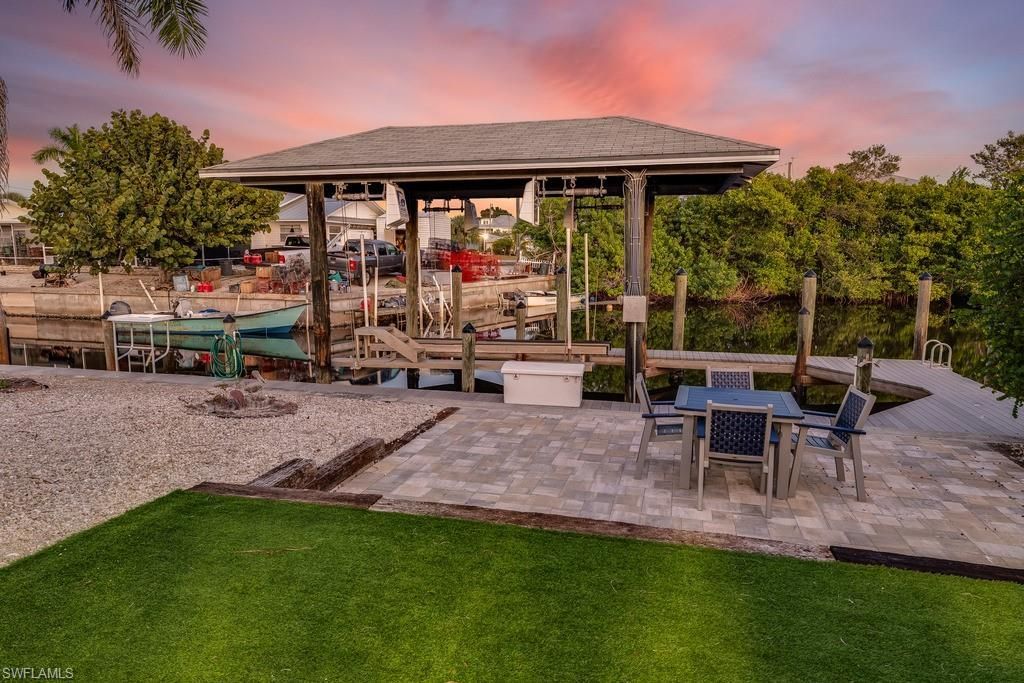 16040 Tortuga St, Bokeelia, FL 33922 Photo