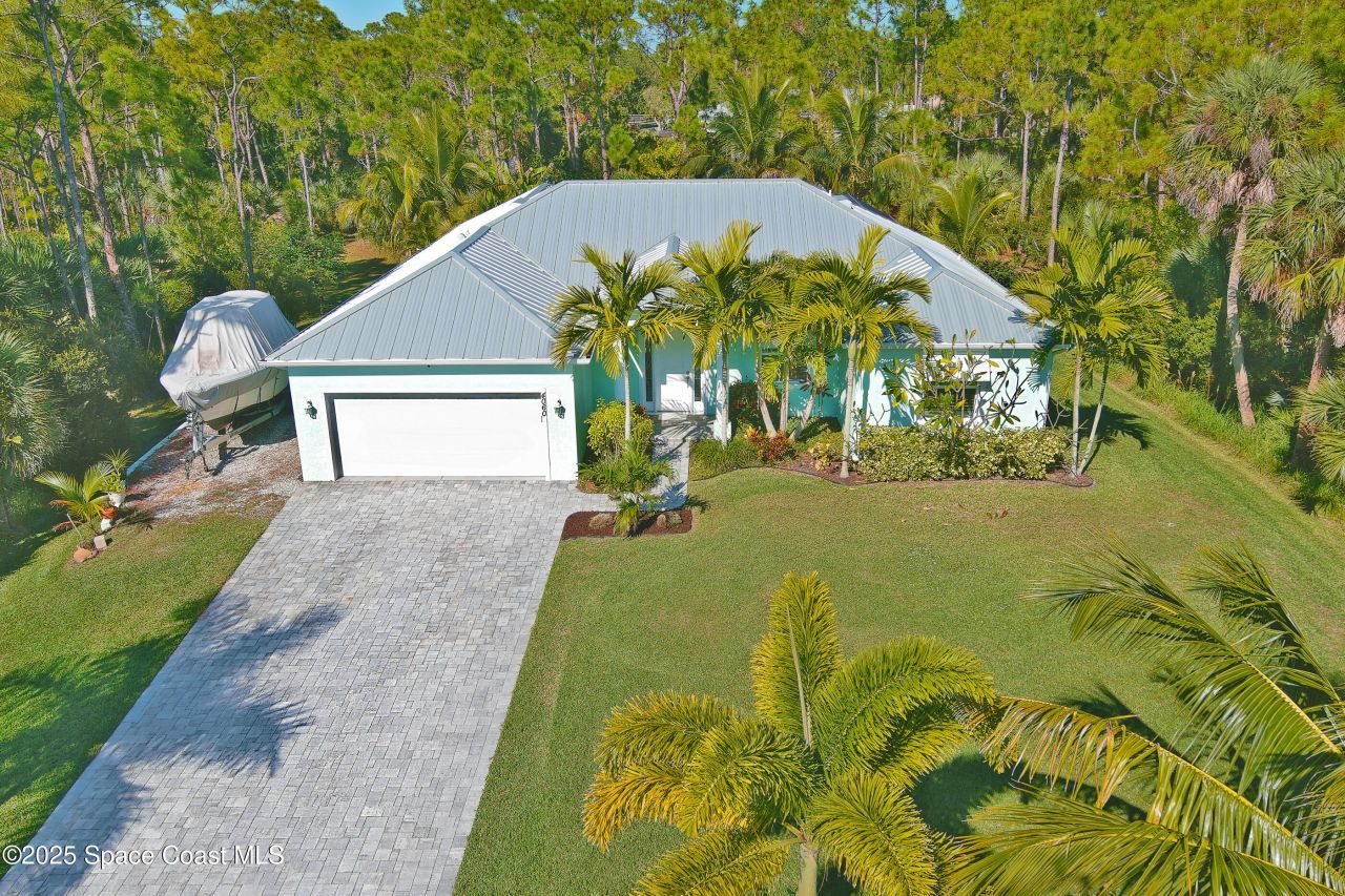 4060 Edisto Drive, Grant, FL 32949 Photo