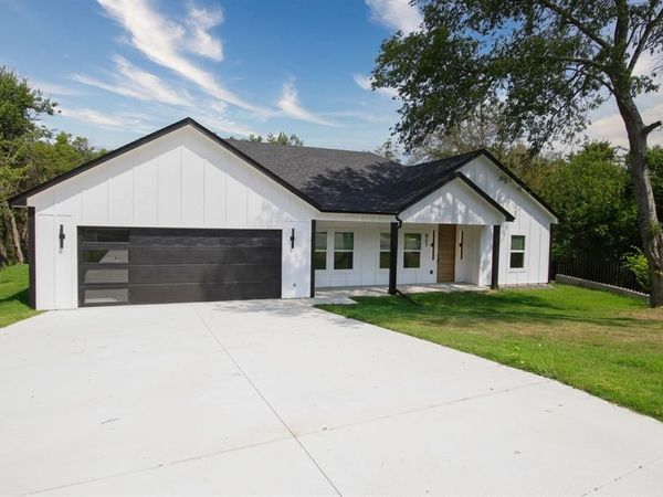 842 White Oak Drive, Woodway, TX 76712