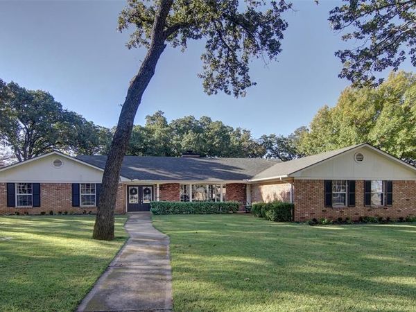 1300 Fisher Street, Graham, TX 76450