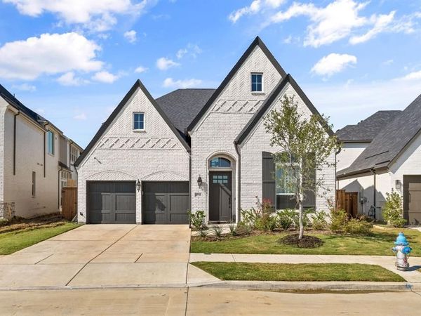 8736 Edgewater Drive, The Colony, TX 75056