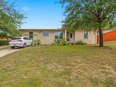 2223 Longwood Lane, Dallas, TX 75228