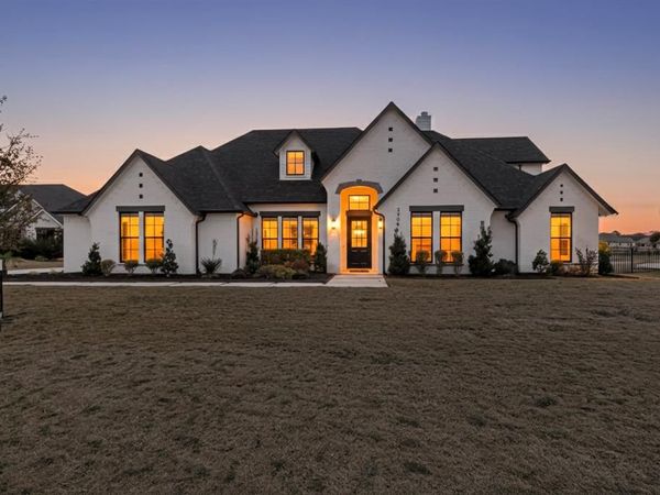 2904 Terrytown Drive, Ennis, TX 75119