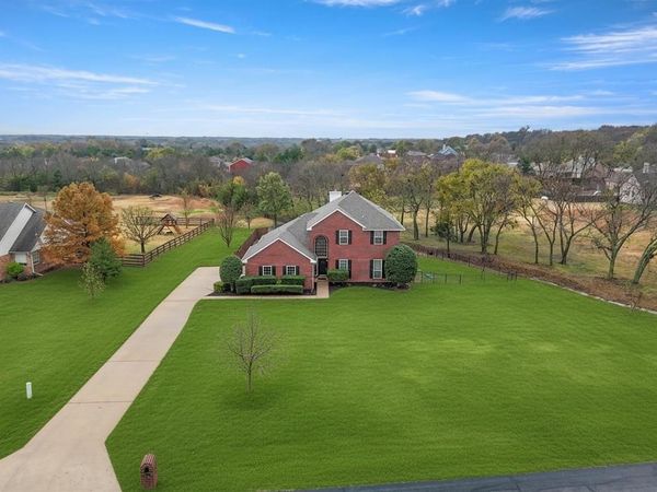 1915 Thornberry Drive, Melissa, TX 75454