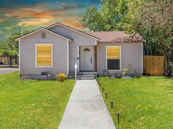 1900 N 6th Street, Waco, TX 76708