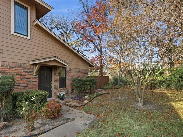 5642 Cedar Creek Drive, Benbrook, TX 76109