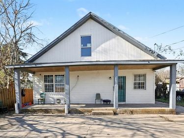3733 Alsbury Street, Dallas, TX 75216