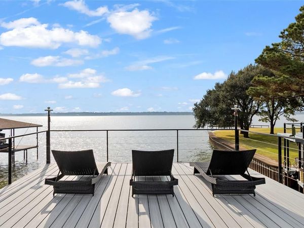 339 Autumn Wood Trail, Gun Barrel City, TX 75156