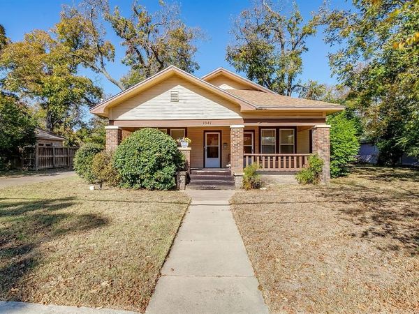 1041 W VANDERBILT Street, Stephenville, TX 76401