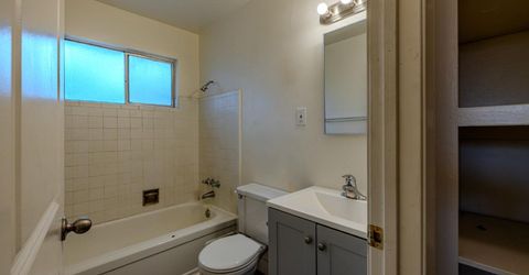 3905 Fotos Ct, Sacramento, CA 95820 Photo