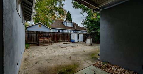 3905 Fotos Ct, Sacramento, CA 95820 Photo