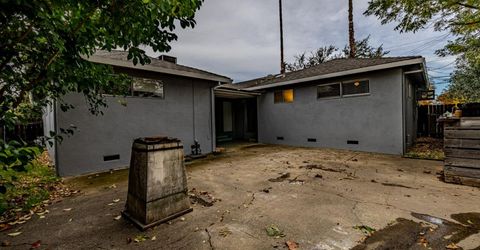 3905 Fotos Ct, Sacramento, CA 95820 Photo