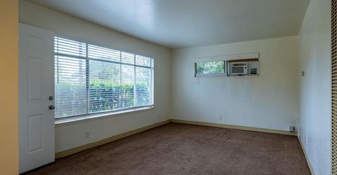 3905 Fotos Ct, Sacramento, CA 95820 Photo