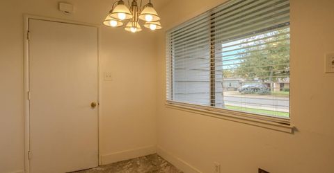 3905 Fotos Ct, Sacramento, CA 95820 Photo