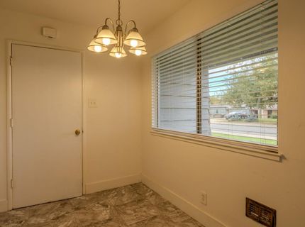 3905 Fotos Ct, Sacramento, CA 95820 Photo