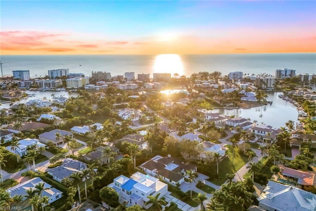 440 Spinnaker Dr, Naples, FL 34102 Photo