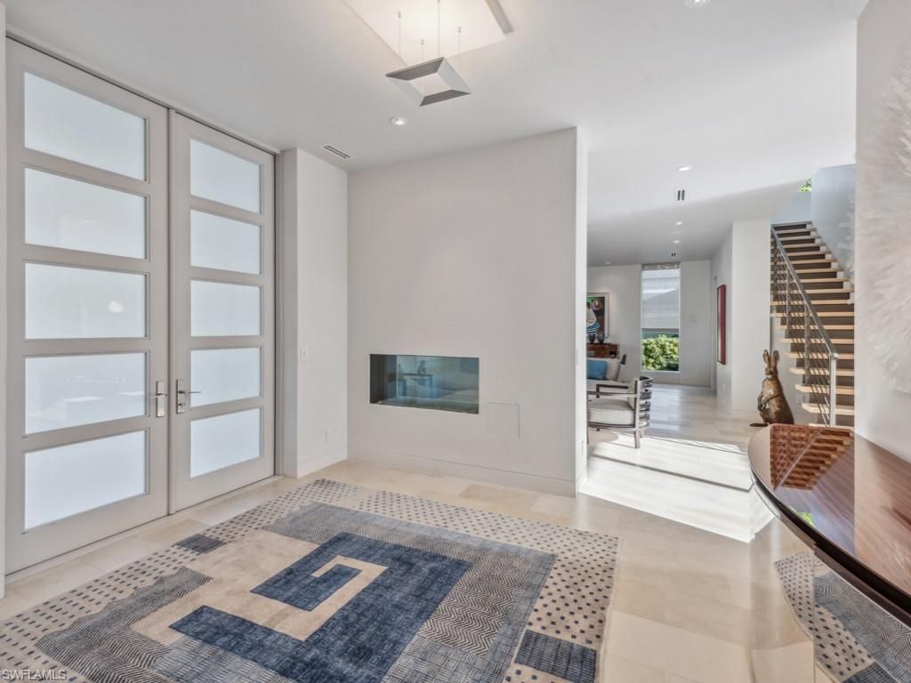 440 Spinnaker Dr, Naples, FL 34102 Photo