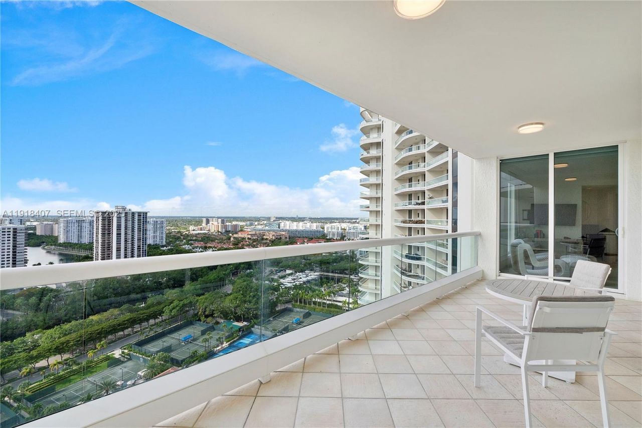 6000 Island Blvd, Unit 2406, Aventura, FL 33160 Photo