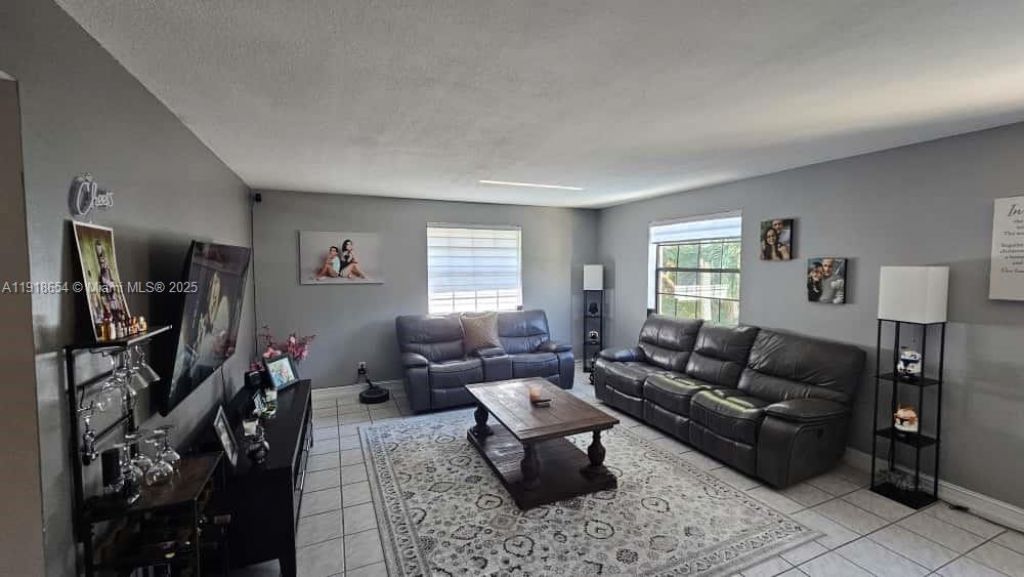 3307 NW 108th Dr, Unit 8B, Coral Springs, FL 33065 Photo